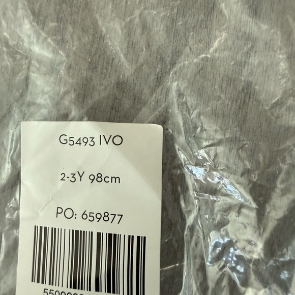 Mini Boden Broderie Heart Trim Top - Picture 6 of 6